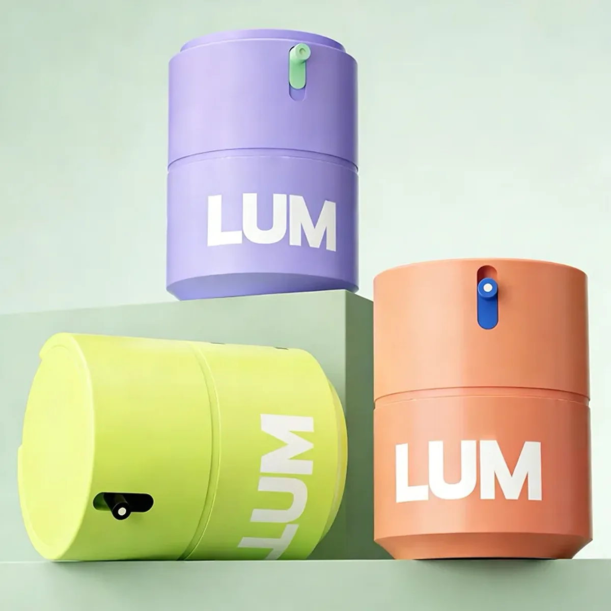 Heavy-wall PETG material structure delivering a premium glass-like transparency alongside ultimate shatterproof safety.