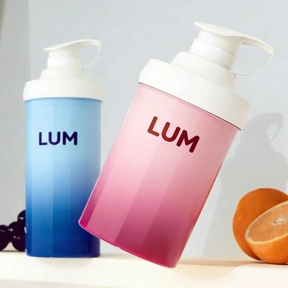 Custom gradient color airless bottle designed for body lotion and shower gel