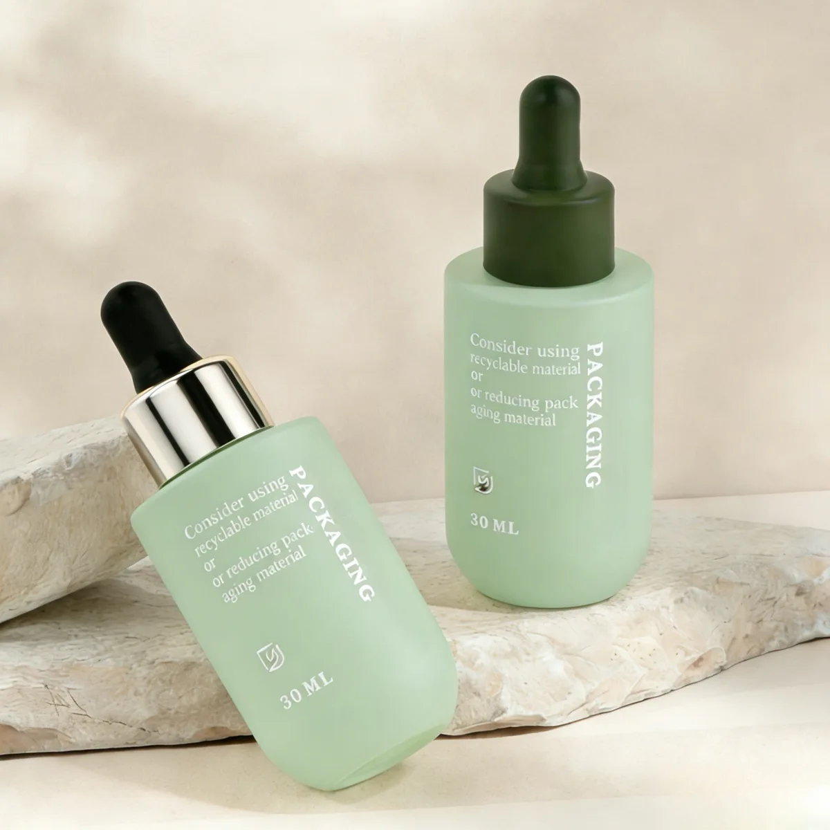 Premium organic skincare packaging manufactured by Lumlun, featuring the LUM logo on a matte green glass body.