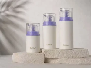 Three LumLun custom airless pump bottles in graduated sizes — airless bottle packaging for active skincare serum formulas