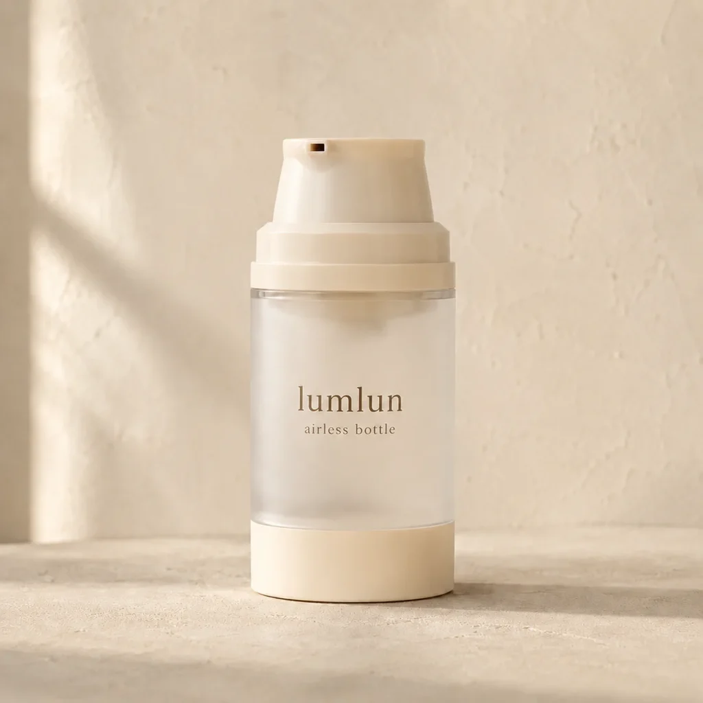 Lumlun 150ml clear airless bottle with a beige pump and frosted transparent body.