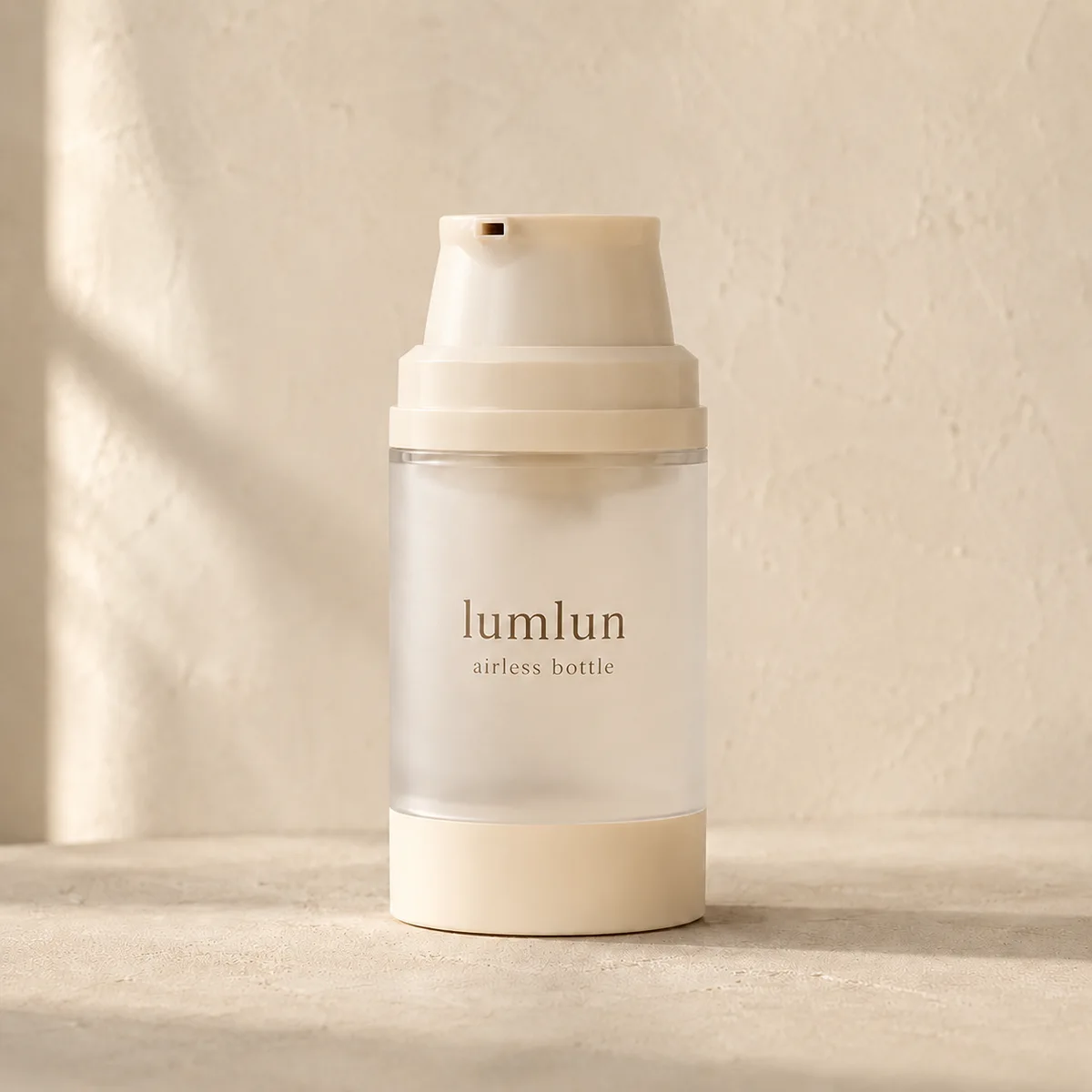 Lumlun 150ml clear airless bottle with a beige pump and frosted transparent body.