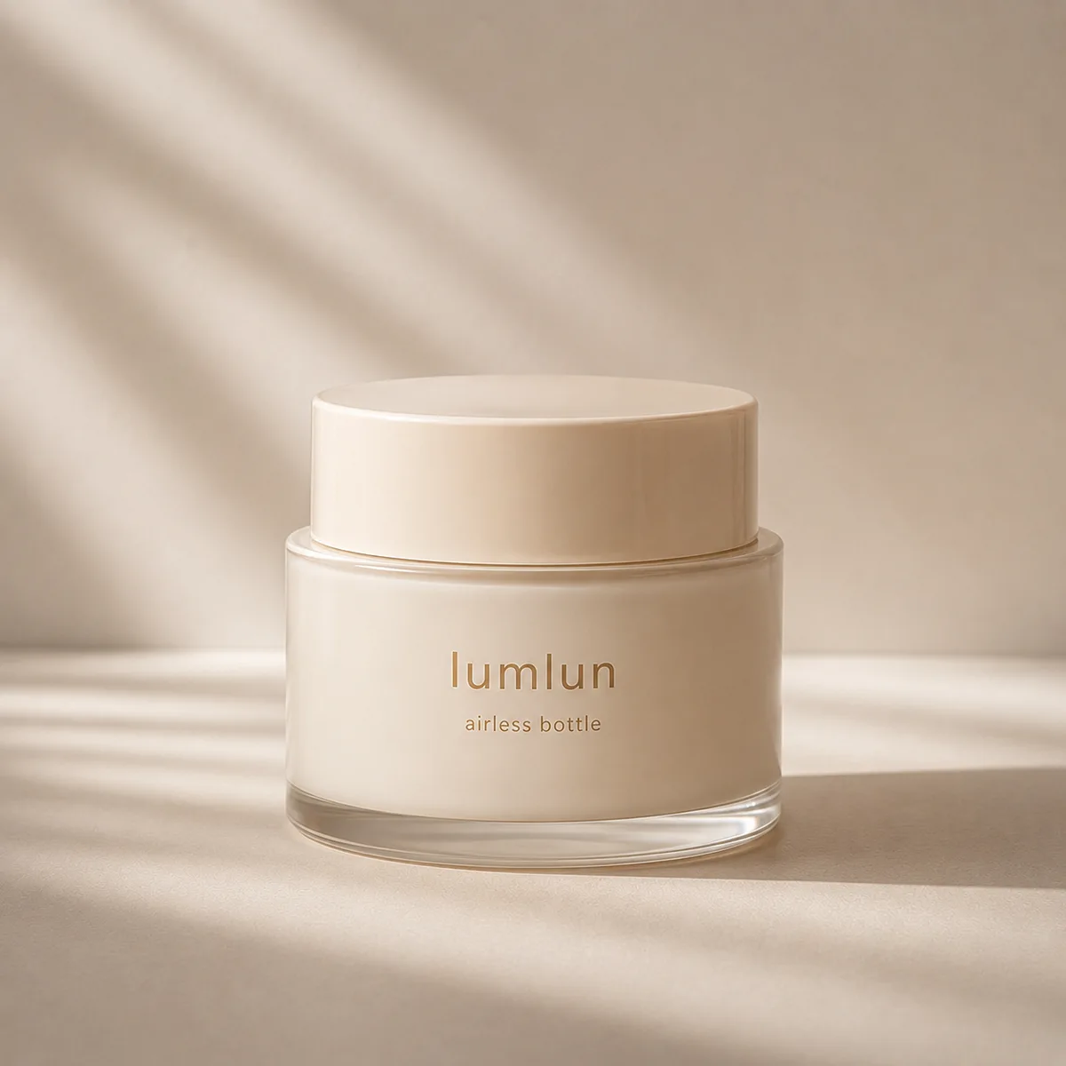Lumlun 20ml heavy-wall glass cream jar in ivory with a wide screw cap.