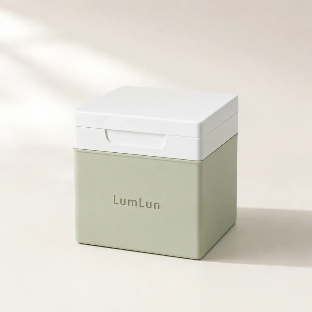 LumLun square PP toner pad jar with flip-top lid, 150ml model shown closed