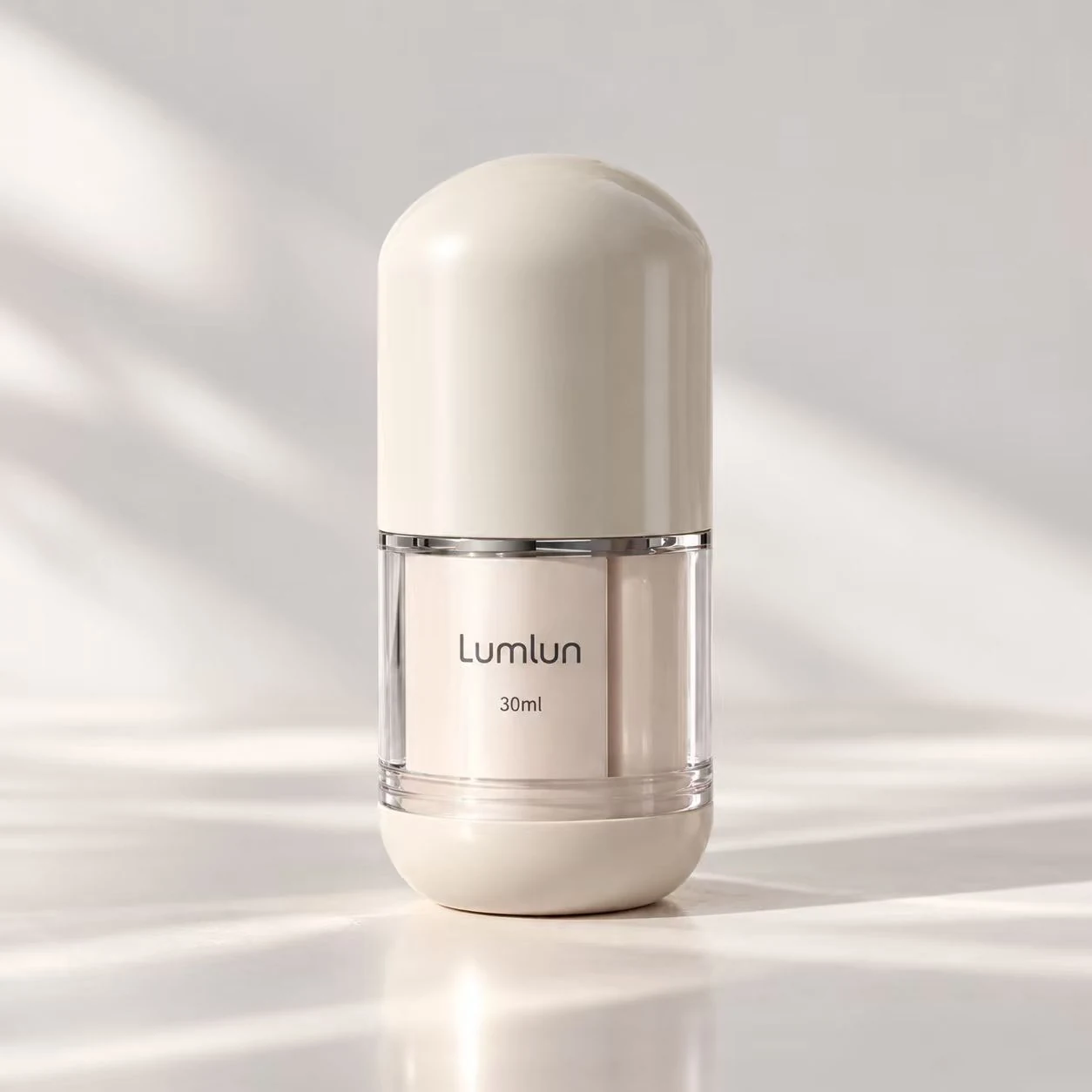 Cremefarbene LumLun PETG-Dreikammer-Airless-Serumflasche