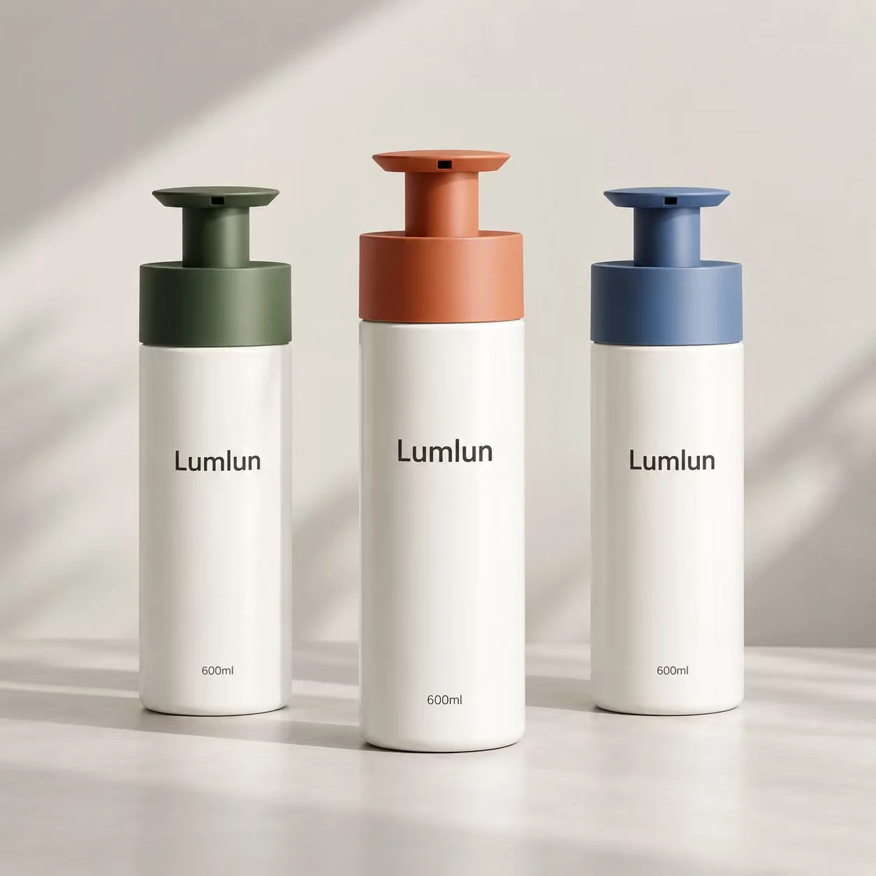 Large Capacity PET Shampoo & Body Wash Bottle reference image 3